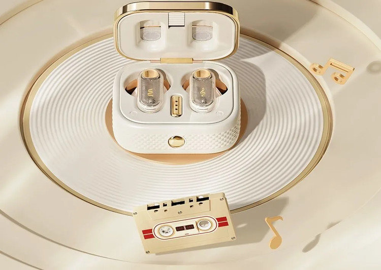 Кликните для увеличения изображения Наушники Bluetooth Rock Retro Mix Tape TWS Earphone (ANC) Beige, Type-C, изображение 3